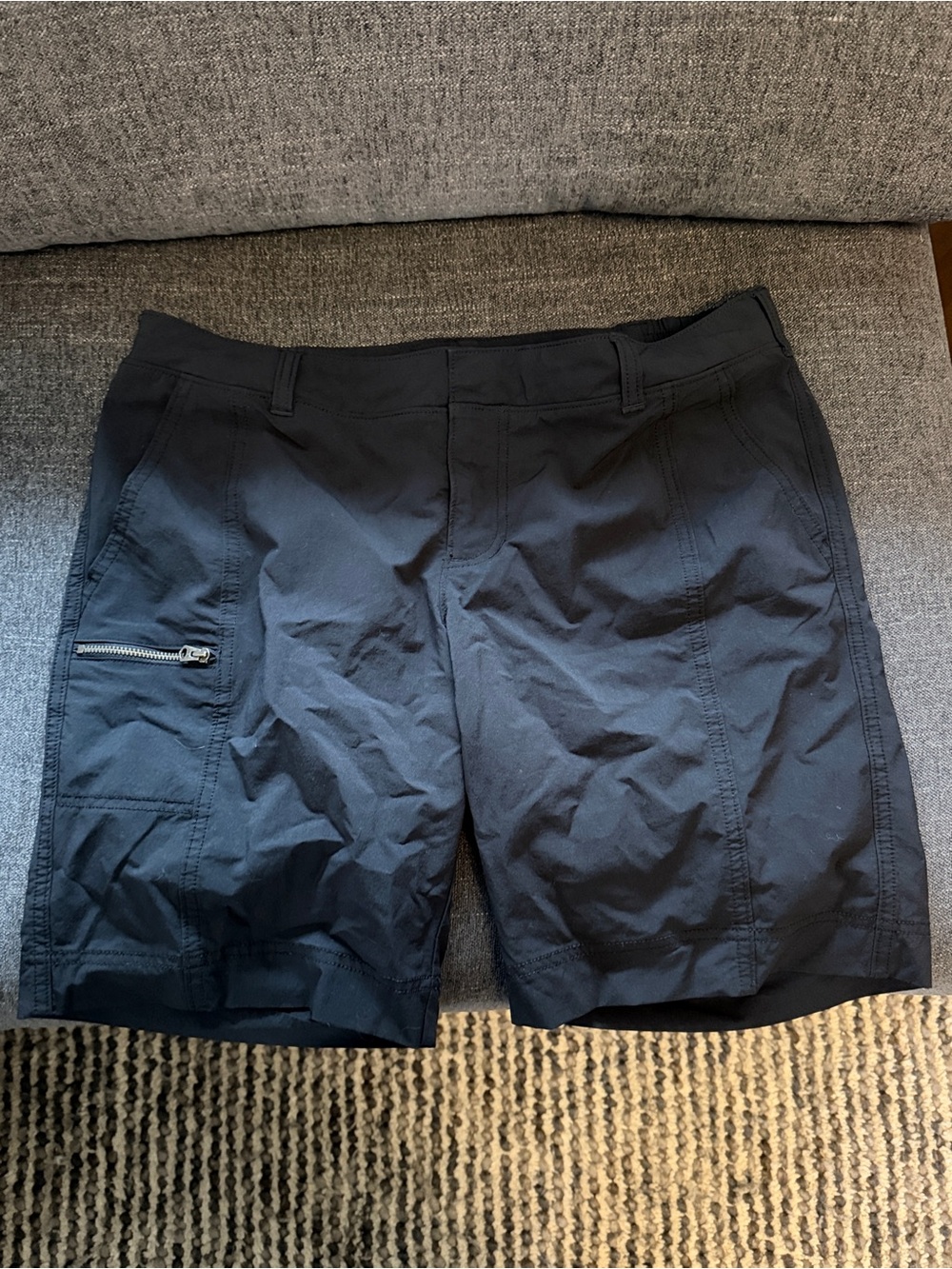 Athleta Trekkie Bermuda 2.0 Hiking Shorts Sz 12 Black Ripstop Nylon Quick Dry